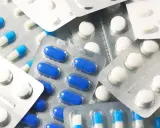 Opakowania tabletek i kapsułek. Czy lek nasen jest bezpieczny? Zawsze konsultuj się z lekarzem przed zażyciem.
