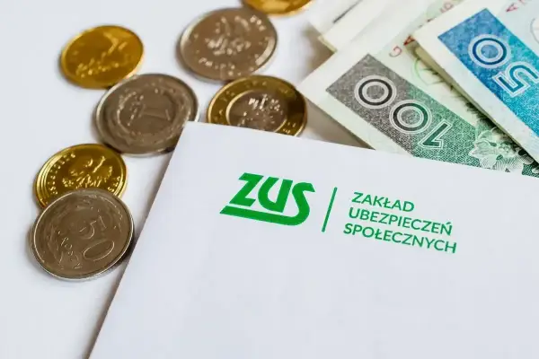 ZUS i pieniądze: monety i banknoty. Zastanawiasz się, ile można dorobić do renty?